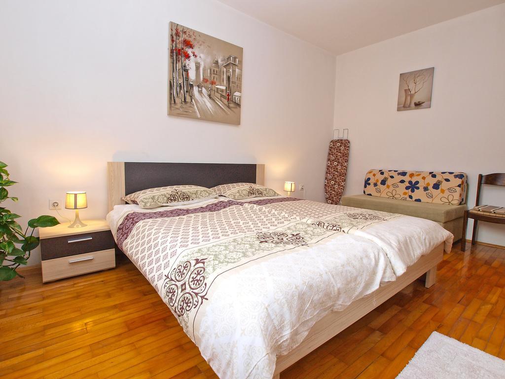 Family Friendly Apartment 946 普拉 外观 照片